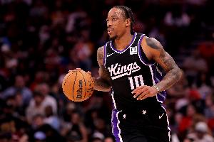 德罗赞生涯总得分超越尤因 上升至历史第27位&排在他前面的是库里
