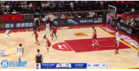 空霸！库马杰连续暴扣得手后勾手也有 连得6分率队反超