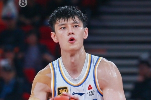 许利民：曾凡博从季初的伤病阴霾中完全走出来了 现在年轻有朝气