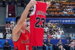 NBL全明星单项赛精彩回顾——扣篮大赛加纳尔别克致敬乔丹🥰