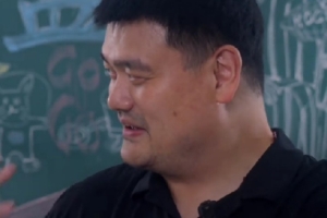 相当有趣！姚明谈对老猫的初印象：迈巴赫&非常响亮的车载音乐