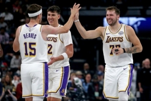 NBA彩经：湖人灭热火 雷霆大胜鹈鹕 马刺轻取太阳 公牛再胜尼克斯