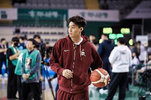 体坛周报：赵睿亮剑初试锋芒 北京“梦之队”静待完全体合体
