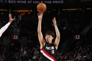 杨瀚森本赛季真实命中率联盟最低档 总排名474位 低于保罗&布朗尼