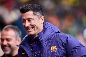 传记作者：莱万在巴塞罗那过得很幸福，可能会再待一两年