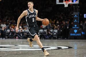 表现可圈可点！杰明13中6拿到19分3板3助3断 三分10中5&隔扣大洛