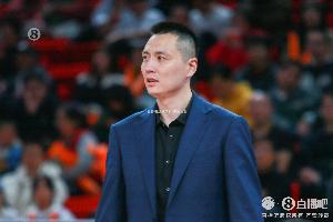 卢伟：大王&金金&李弘权打的时间都不少 大家很想赢&输球责任在我