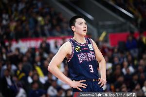 状态回暖！胡明轩9中5拿到14分4板2助 正负值+10