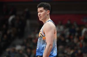 差距就在这！新疆替补半场共得16分 江苏替补半场1中0无得分进账
