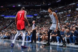 NBA彩经：快船客胜公牛 火箭力拔马刺 猛龙拿下勇士 湖人力克掘金