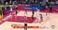 外线开炮！于米提连续三分命中 山西打出11-2迅速迫近比分