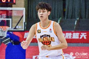 打得还行！王浩然15中6拿到17分8板2助