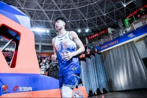 “麟”光闪耀，首发出征！祝贺齐麟入选全明星首发