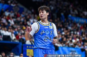 复出慢慢找状态！赵睿半场出战6分24秒 没有出手&拿到3助1断