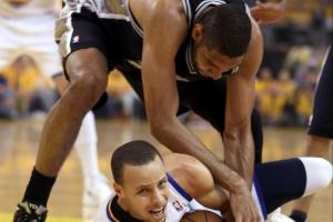 👏库里正式超越皮尔斯 独占NBA历史得分榜第19位！将追邓肯