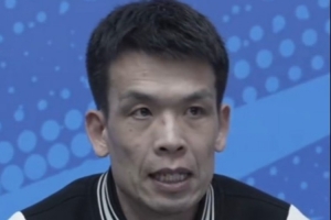 解立彬：我们的阵容轮转很强 打球的人也很多 希望大家保持专注