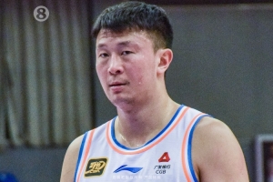 媒体人：同曦与四川有事赛后交流 没必要公开冲突 真是一球抵万金