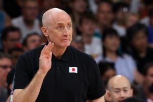 临阵换帅？日本男篮本月26日主场战中国男篮 今日突然换帅