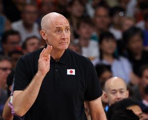记者：霍瓦斯与八村塁矛盾由来久矣 大年初十比赛中国队没有退路