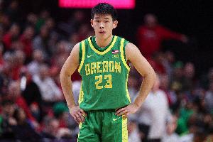 媒体人：林葳跌出首发是不太好的信号 他要做的还是保持耐心
