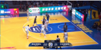 高度不够哈哈哈！洛夫顿自抛自扣失败了 张镇麟跟进补扣打成~