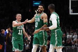 东部第二VS西部第二！ESPN胜率预测：绿军为42.4% 马刺57.6%