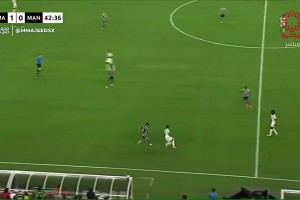 维尼修斯：过曼联的防线就像过凌晨三点的马路。。。