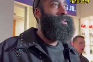 哈登谈小卡绝杀：他是个能进关键球的关键球员，职业生涯都是如此