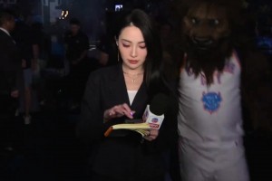 一身制服的孟超，看上去很干练啊！😍