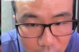 徐静雨：亚历山大就是一个单打手 不像塔图姆有换防影响力