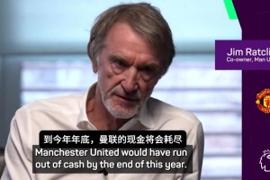 是个狠人😳斯托克球员身体对抗后直接锁喉放倒德罗巴