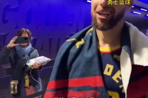 库里：4000记三分是个很酷的里程碑！让我们看看还能进多少个