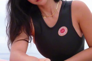 张曼源：马上就要可以不用穿湿衣冲浪啦