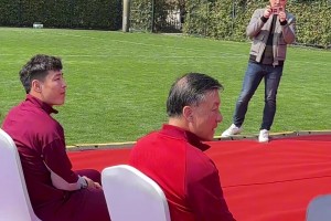 武磊出席海港B队出征仪式，并发言鼓励师弟们