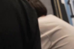 落后就得挨打！伊万想和对方主教练拥抱却被忽视，无奈自己甩甩手