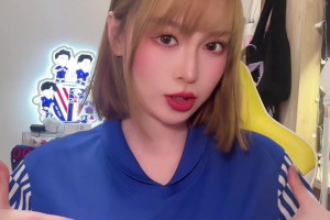 中超16队女球迷为国足加油😍