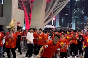 赛前打打“袋鼠”还是很有威慑效果的，下半场都不敢进球了🤣
