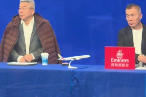 青春啊！刘建宏和黄健翔都逐渐有了白发🫠曾经的央5解说