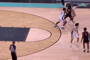 NCAA是很多球星的遗憾！半决赛剩38秒落后6分上演惊天逆转