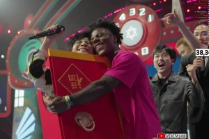 情绪激动🤣！甲亢哥终于见到心心念的大张伟了