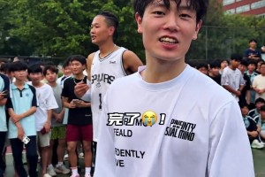 来自明尼苏达小城市的女孩，她做到了~