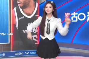可惜篮网没有进季后赛，季后赛场边很难看到悉尼妹了