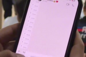 男子在外看球还骗老婆自己在睡觉🤣全世界女人都一个样