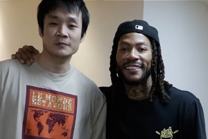 都是被伤病毁了的MVP啊😭丁彦雨航和罗斯共进晚餐回忆往昔
