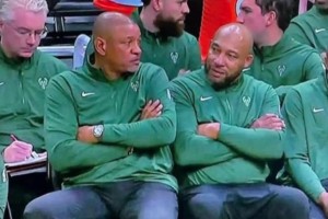 这俩大聪明带队已经0-2落后，之后会发生什么呢？😅