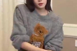 这骨架真宽阔！！LOL美女主持骆歆模仿内马尔跳舞🥰