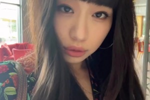 大老师性感自拍~这样看还真有点像海淀蔡依林🥰