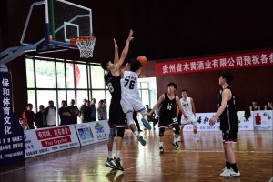 杨毅：在威少身上看不到任何经验，对一个老将来说很神奇！