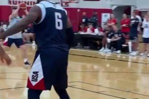 不贪功！爱德华兹：队友们才是MVP，没有他们，我们做不到这些