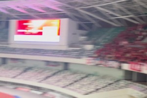 8年后今天不踢点球了😂！海港球迷高喊：we are red
